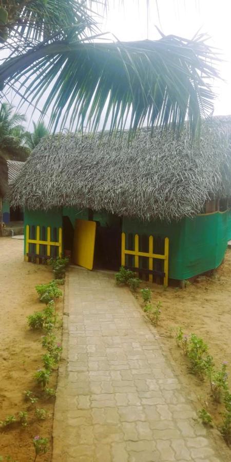 Chan Beach Resort Bahur ภายนอก รูปภาพ
